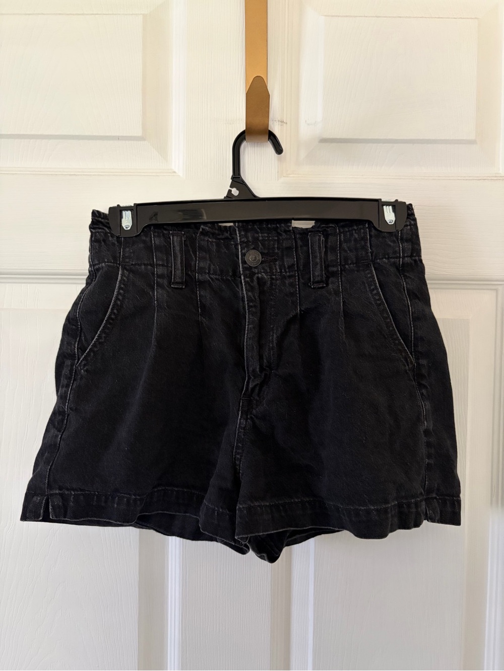 American Eagle Black High-Waist Women's Shorts